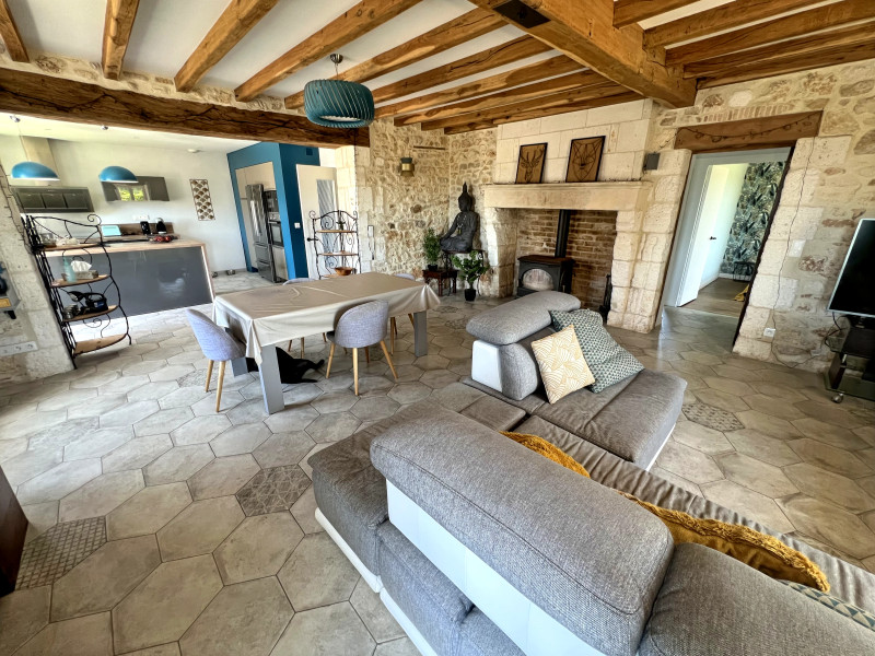 French property for sale in Lussas-et-Nontronneau, Dordogne - €333,900 - photo 9