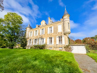 Chateau à vendre à Saint-Maixent-de-Beugné, Deux-Sèvres - 678.000 € - photo 1