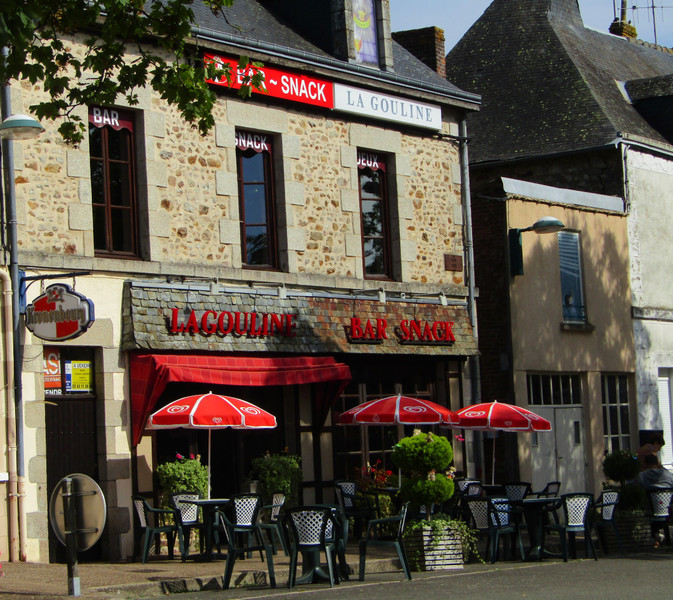 Commerce à vendre à Villaines-la-Juhel, Mayenne - 150 652 € - photo 1