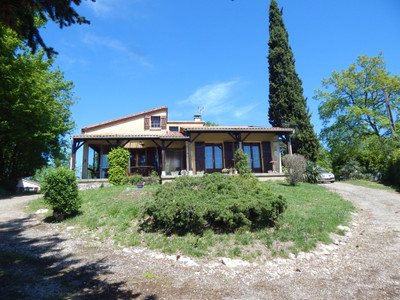 Maison à vendre à Laroque-Timbaut, Lot-et-Garonne, Aquitaine, avec Leggett Immobilier