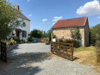Maison à vendre à Domeyrot, Creuse - 188.950 € - photo 2