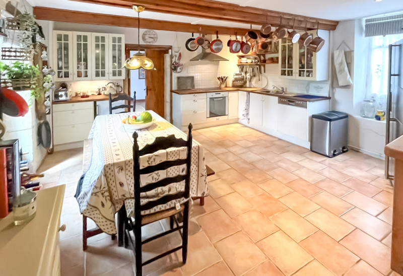 French property for sale in Saint-Paul-Lizonne, Dordogne - €265,000 - photo 2