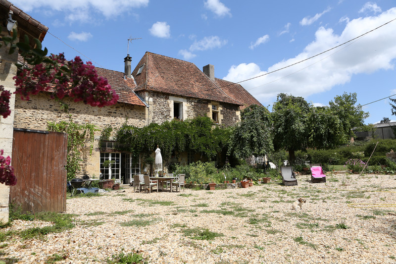 French property for sale in Thiviers, Dordogne - €999,000 - photo 10