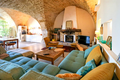 French property for sale in Aigues-Vives, Gard - €406,000 - photo 2