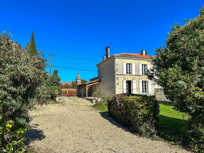 French property for sale in Gibourne, Charente-Maritime - €199,800 - photo 0