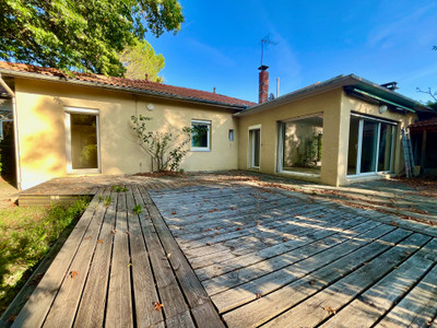 French property for sale in Montrond-les-Bains, Loire - €250,000 - photo 2