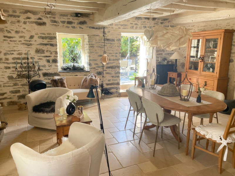 French property for sale in Guipry-Messac, Ille-et-Vilaine - €651,900 - photo 4