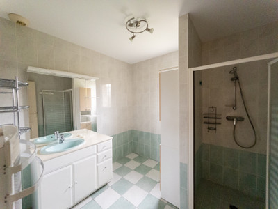 French property for sale in Saint-Romain, Charente - €147,000 - photo 6