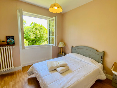 French property for sale in Montignac, Dordogne - €298,920 - photo 8