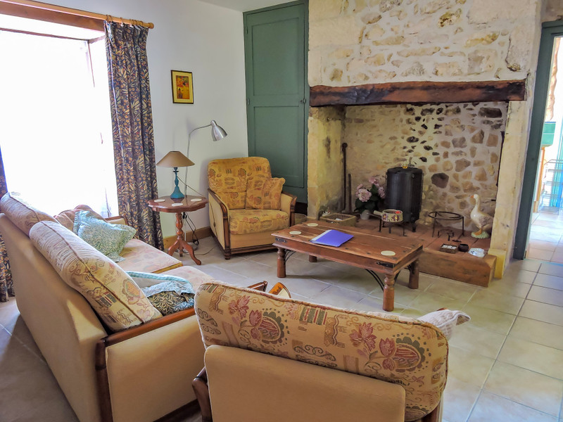 French property for sale in Montignac, Dordogne - &#8364;550,000 - photo 3