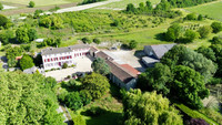 Propriété à vendre à Val des Vignes, Charente - 561 800 € - photo n°3