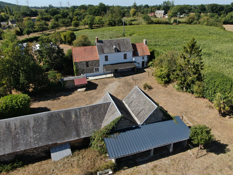 Propriété à vendre à LA HAYE DU PUITS, Manche - 277 130 €