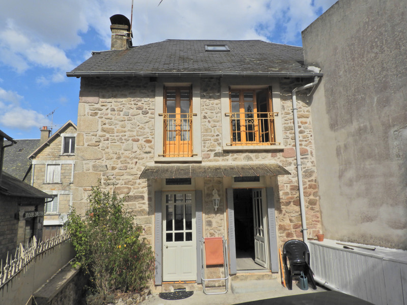 House for sale in Treignac Corrèze Lock up&leave Lovely 4 bedroom house in the heart of a