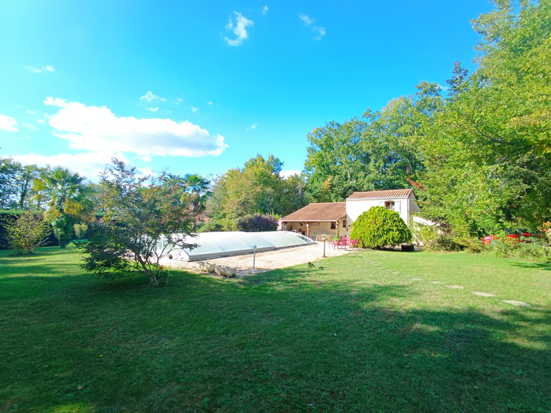 Propriété à vendre à Sarliac-sur-l'Isle, Dordogne - 299 000 €