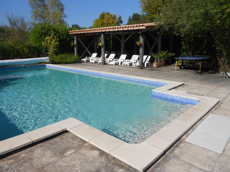 House for sale in SaintMéarddeGurçon Dordogne Lovely 5 bedroomed