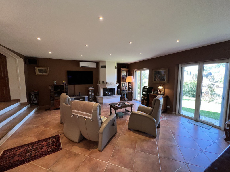 French property for sale in Cotignac, Var - €945,000 - photo 5