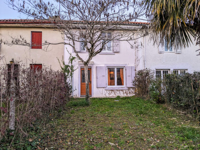 Maison à vendre à Castelnau-Magnoac, Hautes-Pyrénées, Midi-Pyrénées, avec Leggett Immobilier