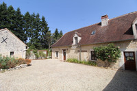 Propriété à vendre à Azay-le-Ferron, Indre - 172 800 € - photo n°1