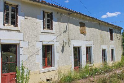 Maison à vendre à Thouarsais-Bouildroux, Vendée, Pays de la Loire, avec Leggett Immobilier