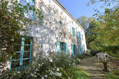Maison à vendre à Marsais, Charente-Maritime, Poitou-Charentes, avec Leggett Immobilier