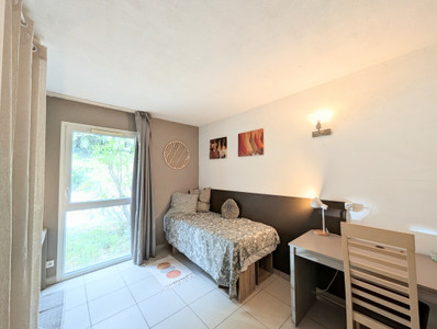 French property for sale in Aix-en-Provence, Bouches-du-Rhône - €97,000 - photo 1