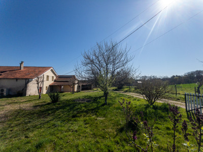 Maison à vendre à Bertric-Burée, Dordogne, Aquitaine, avec Leggett Immobilier