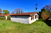 Maison à vendre à Écuras, Charente - 88.000 € - photo 8
