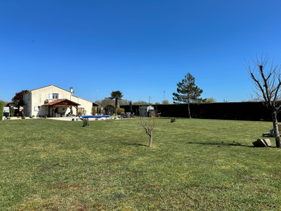 French property for sale in Bréville, Charente - €299,600 - photo 13