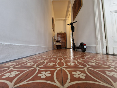 French property for sale in Bordeaux, Gironde - €795,000 - photo 2
