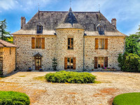Propriété à vendre à Lesterps, Charente - 1 054 700 € - photo n°2