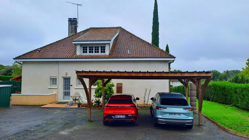 French property for sale in Saint-Mathieu, Haute-Vienne - €194,400 - photo 6
