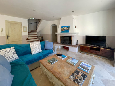 French property for sale in Callian, Var - €946,000 - photo 2