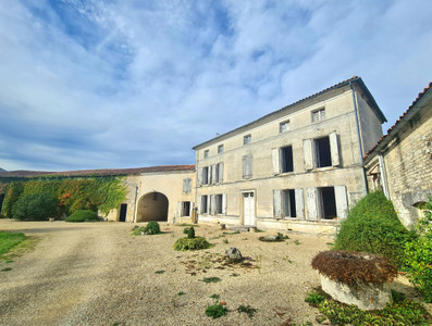 Maison à vendre à Mareuil, Charente, Poitou-Charentes, avec Leggett Immobilier