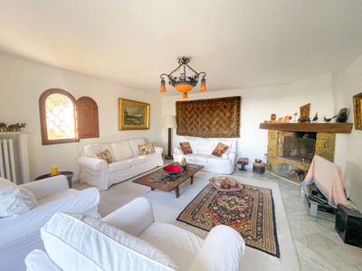 French property for sale in Seillans, Var - €990,000 - photo 3