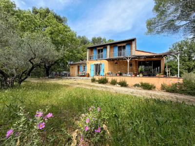 Maison à vendre à Cotignac, Var, PACA, avec Leggett Immobilier