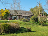 French property, houses and homes for sale in Fromentières Mayenne Pays_de_la_Loire