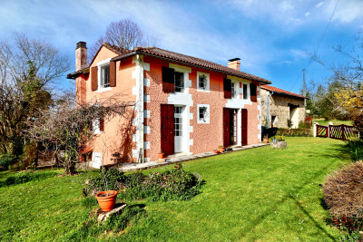 house for sale in Charente