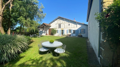 house for sale in Landes