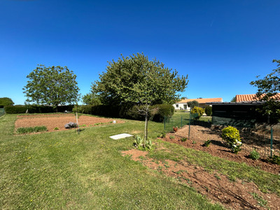 French property for sale in Saint-Romans-lès-Melle, Deux-Sèvres - €300,000 - photo 13