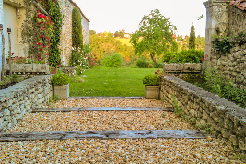 French property for sale in Villetoureix, Dordogne - €434,600 - photo 2