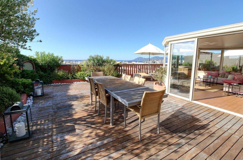 French property for sale in Cannes, Alpes-Maritimes - €2,500,000 - photo 6