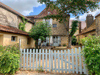 Maison à vendre à Mauzac-et-Grand-Castang, Dordogne - 200.000 € - photo 1