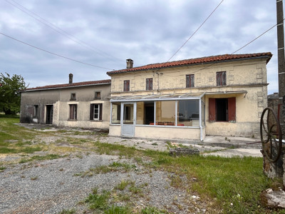 Maison à vendre à Mortiers, Charente-Maritime, Poitou-Charentes, avec Leggett Immobilier