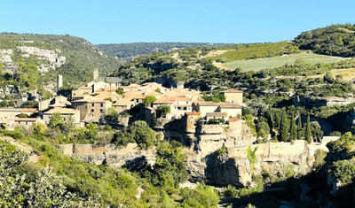 French property for sale in Minerve, Hérault - €495,000 - photo 1
