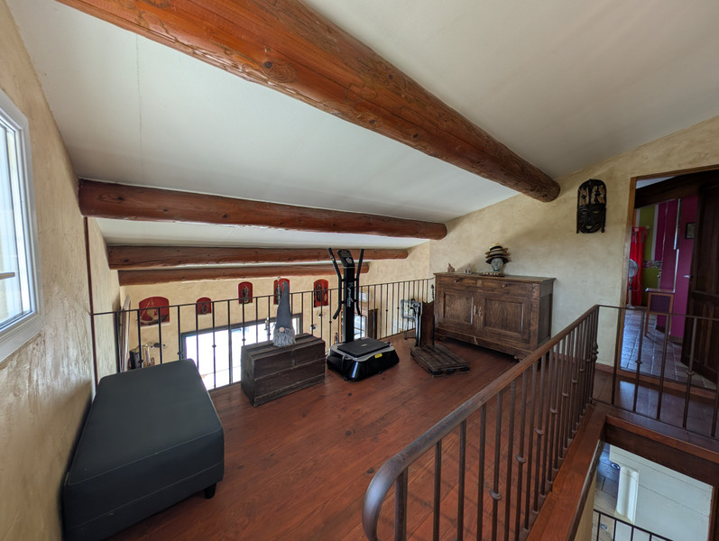 French property for sale in Vedène, Vaucluse - €438,000 - photo 4