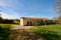 Maison à vendre à Montbron, Charente - 349 800 € - photo 5