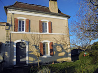 Maison à vendre à Yviers, Charente - 152.600 € - photo 2