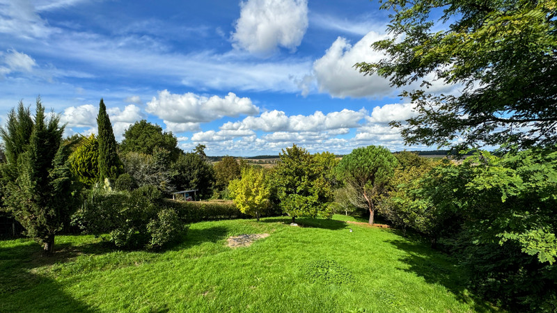 French property for sale in Brossac, Charente - €220,000 - photo 12