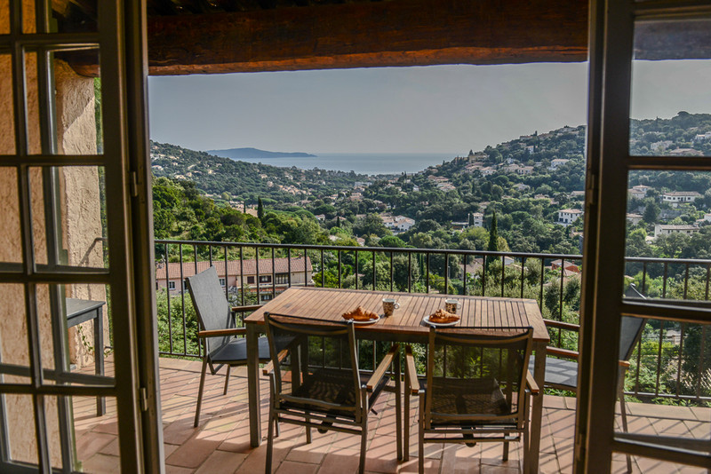 Maison à vendre à Cavalaire-sur-Mer, Var - 845.000 € - photo 1