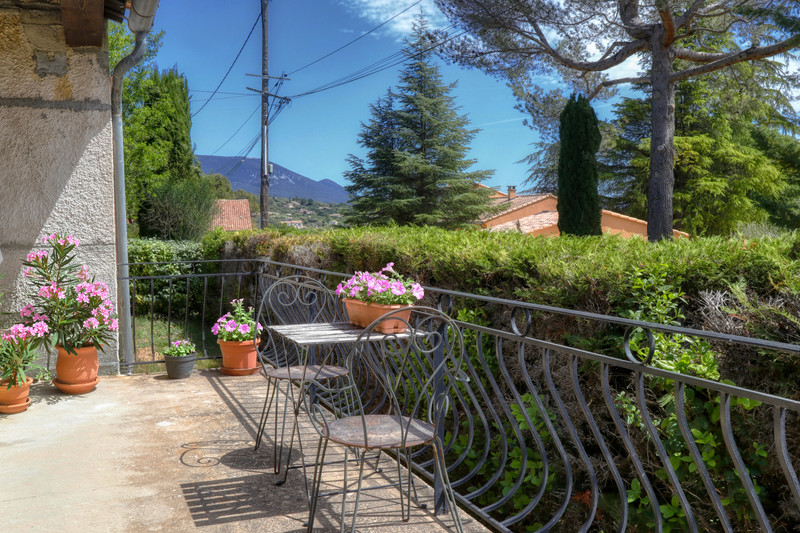 French property for sale in Saint-Saturnin-lès-Apt, Vaucluse - €249,000 - photo 8